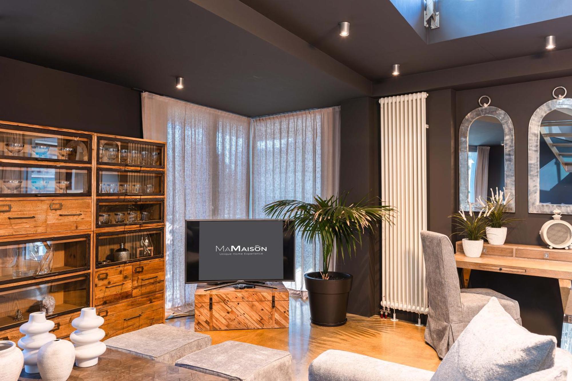 Ma Maison No5 Penthouse Loft, Private Heated Pool, Acropolis View, Ultra High Speed Internet 300 Mbps, Short Walk To Acropolis, Parking Upon Request, 1' From Metro Athen Eksteriør billede
