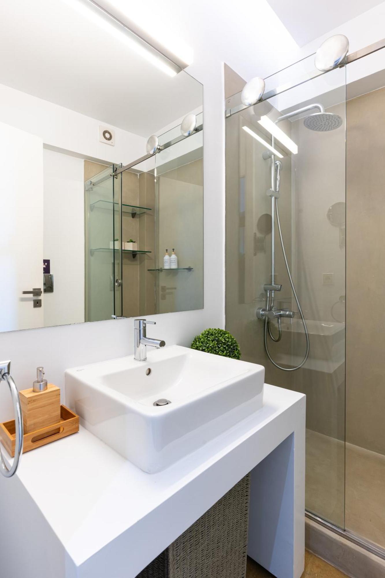 Ma Maison No5 Penthouse Loft, Private Heated Pool, Acropolis View, Ultra High Speed Internet 300 Mbps, Short Walk To Acropolis, Parking Upon Request, 1' From Metro Athen Eksteriør billede