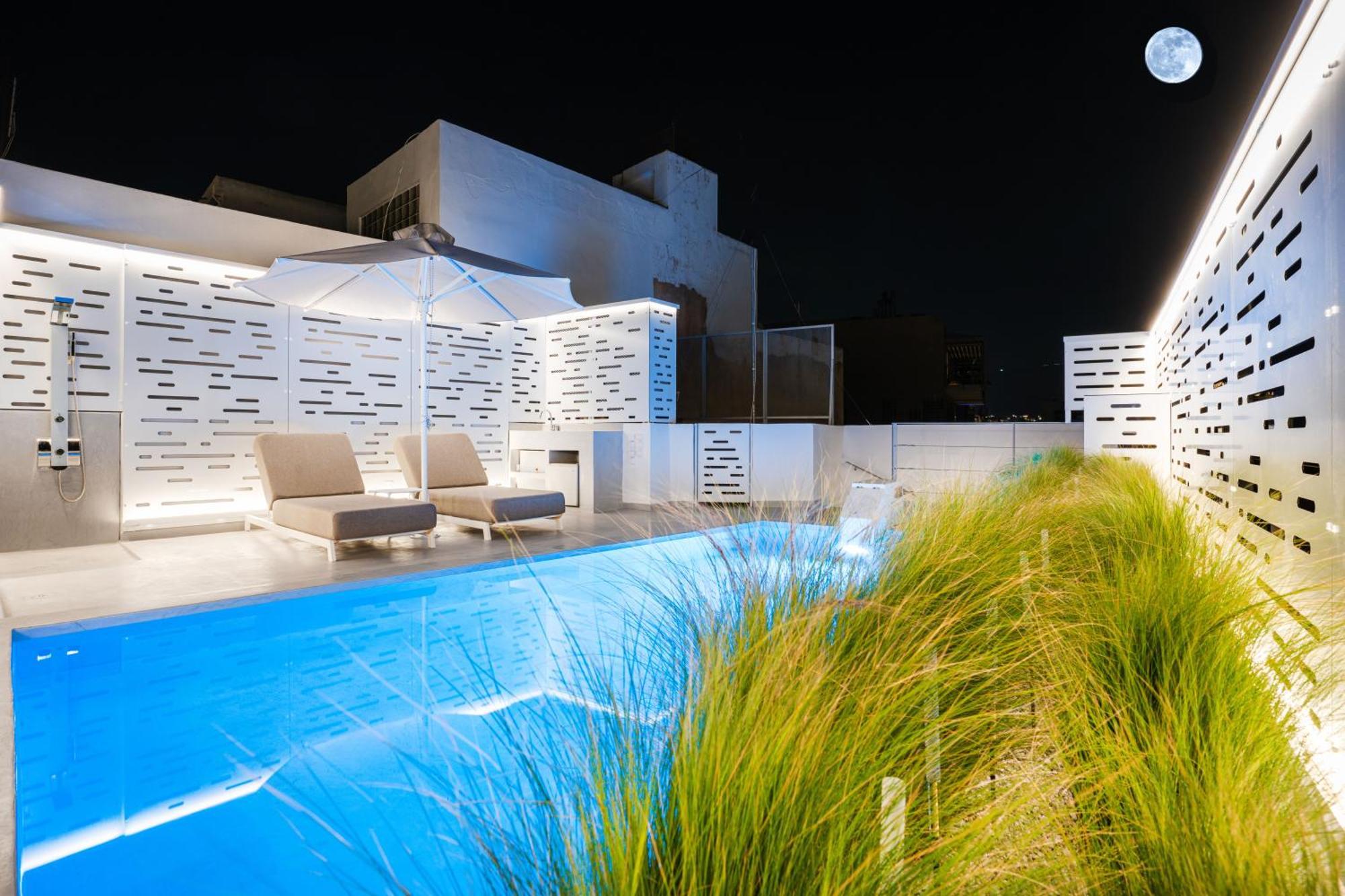 Ma Maison No5 Penthouse Loft, Private Heated Pool, Acropolis View, Ultra High Speed Internet 300 Mbps, Short Walk To Acropolis, Parking Upon Request, 1' From Metro Athen Eksteriør billede