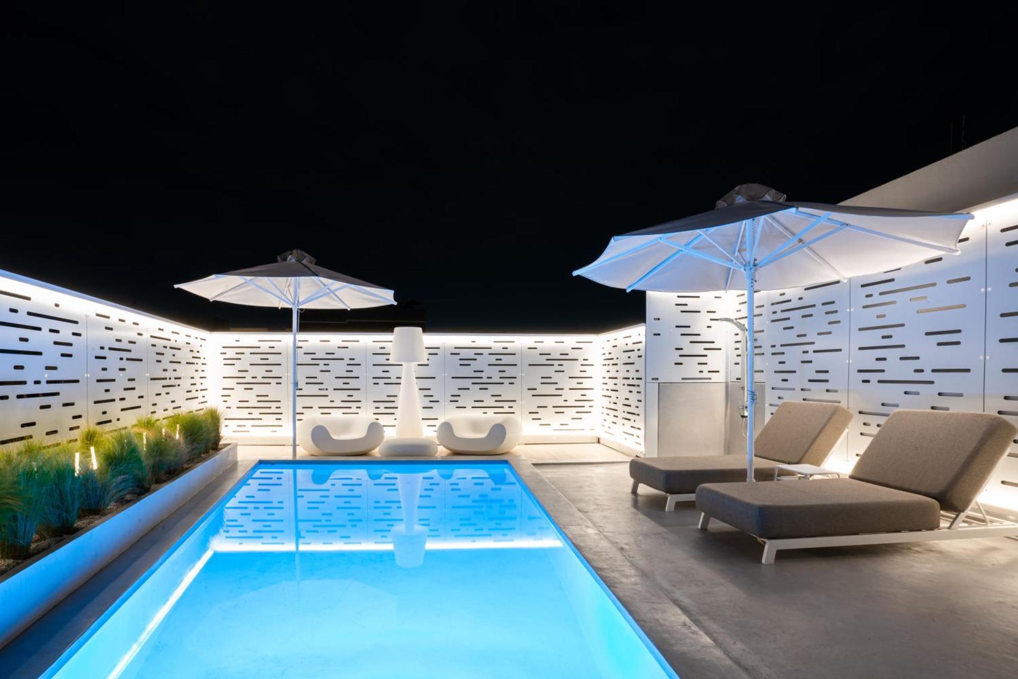 Ma Maison No5 Penthouse Loft, Private Heated Pool, Acropolis View, Ultra High Speed Internet 300 Mbps, Short Walk To Acropolis, Parking Upon Request, 1' From Metro Athen Eksteriør billede