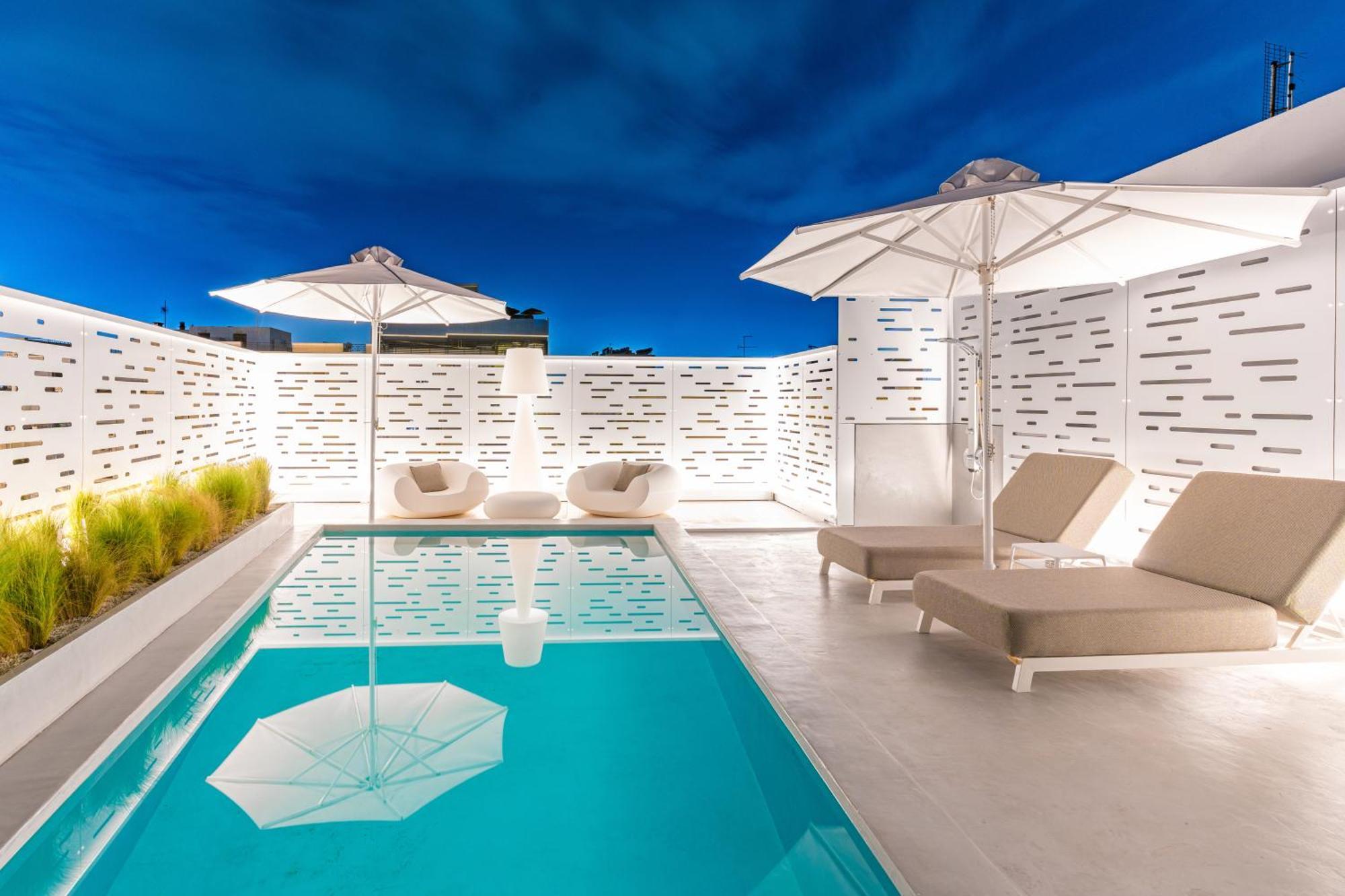 Ma Maison No5 Penthouse Loft, Private Heated Pool, Acropolis View, Ultra High Speed Internet 300 Mbps, Short Walk To Acropolis, Parking Upon Request, 1' From Metro Athen Eksteriør billede