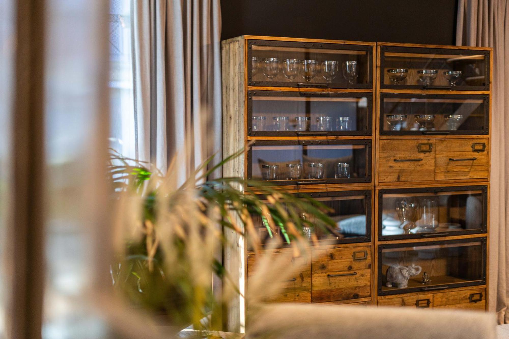 Ma Maison No5 Penthouse Loft, Private Heated Pool, Acropolis View, Ultra High Speed Internet 300 Mbps, Short Walk To Acropolis, Parking Upon Request, 1' From Metro Athen Eksteriør billede