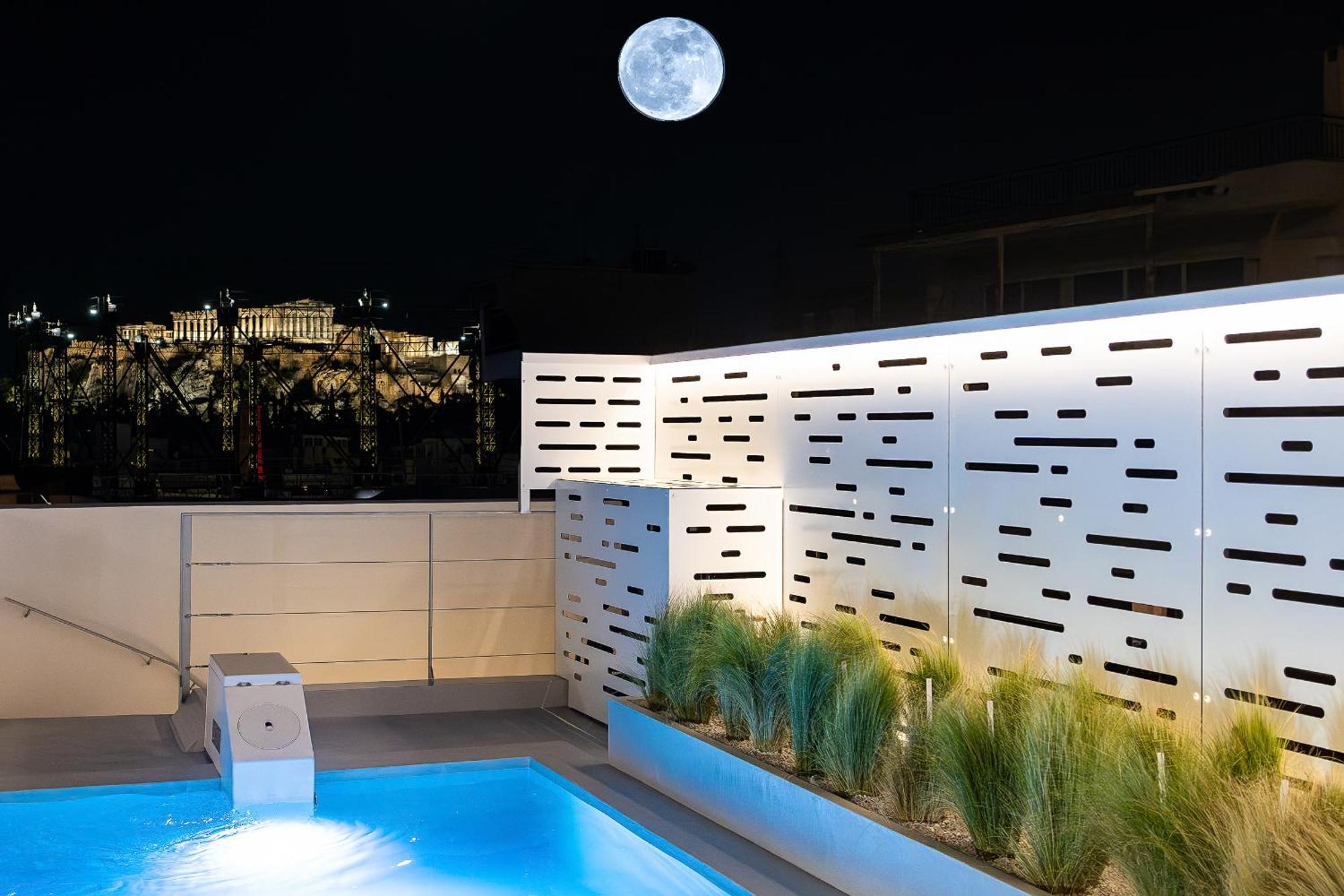 Ma Maison No5 Penthouse Loft, Private Heated Pool, Acropolis View, Ultra High Speed Internet 300 Mbps, Short Walk To Acropolis, Parking Upon Request, 1' From Metro Athen Eksteriør billede