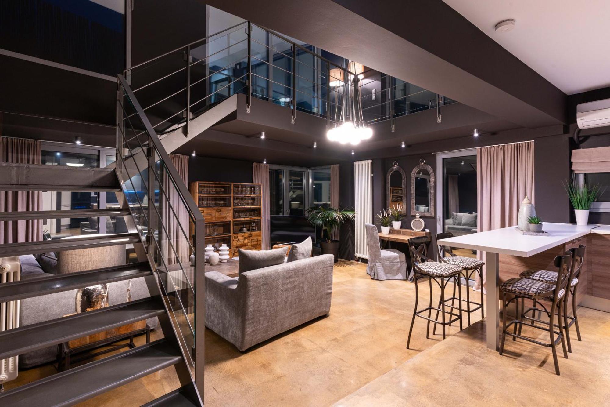 Ma Maison No5 Penthouse Loft, Private Heated Pool, Acropolis View, Ultra High Speed Internet 300 Mbps, Short Walk To Acropolis, Parking Upon Request, 1' From Metro Athen Eksteriør billede